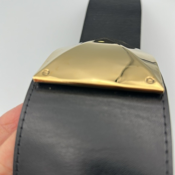 St. John Ladies Leather Belt Wide Large Gold Buckle SzSmall - Picture 9 of 14